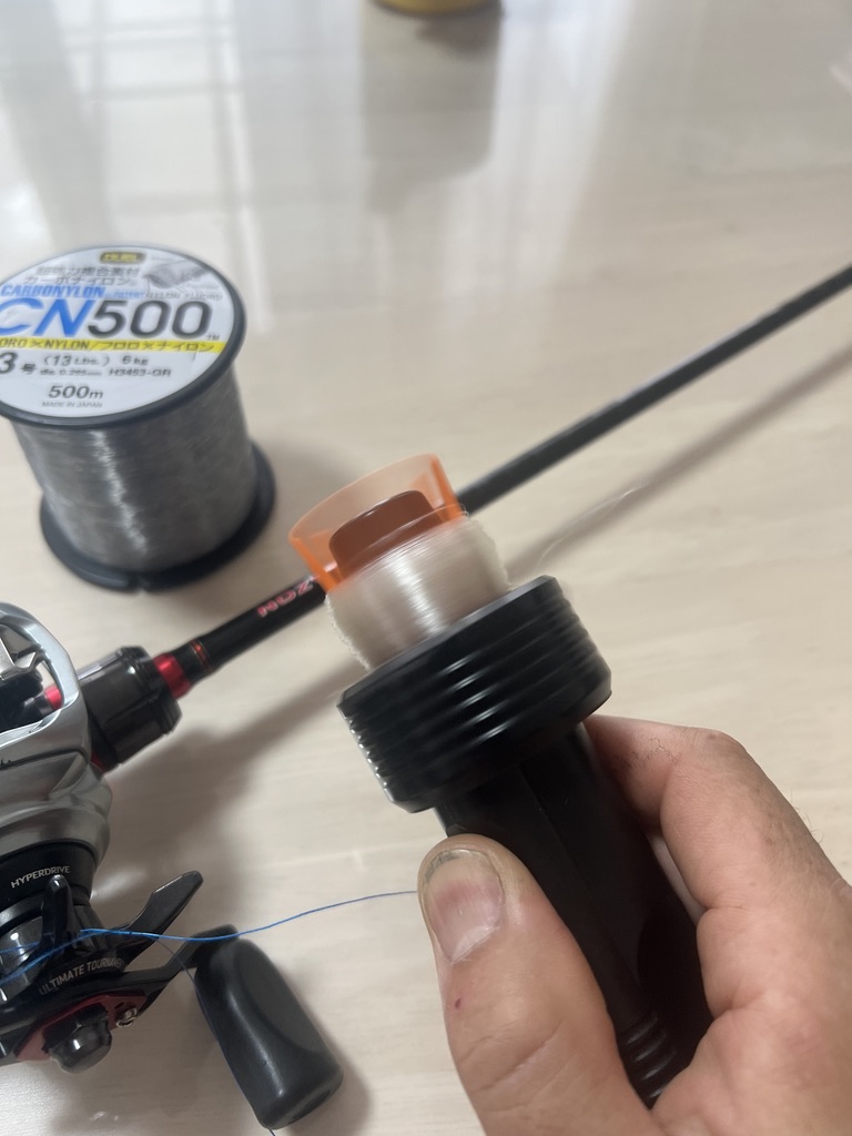 ダイワのラインチェンジャーでCN500を巻き取り中
