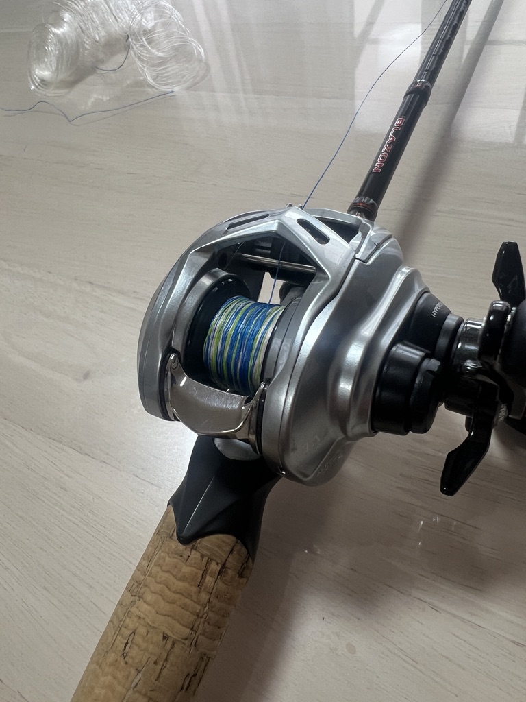 アルファスSV TWのスプールに下巻きしたPEライン